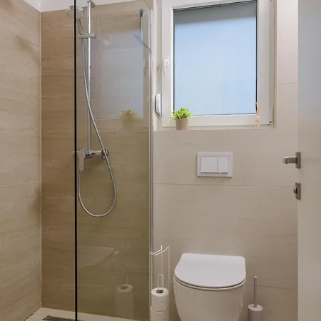 Zecevic Apartment *